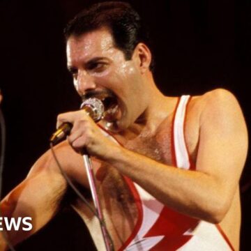 Queen could sell their catalogue to Sony for $1bn