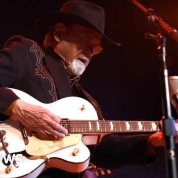 'King of Twang' guitarist Duane Eddy dies at 86