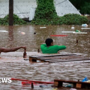 Dam bursts and death toll rises in Brazil floods