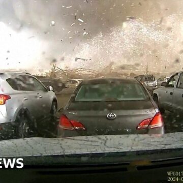 Dashcam shows tornado obliterate Nebraska building