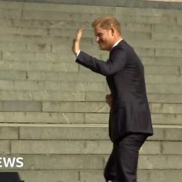 Watch: Prince Harry arrives at St Paul’s Invictus Games anniversary service