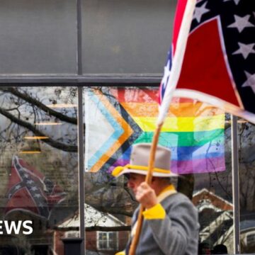 US school board to vote on restoring Confederate names