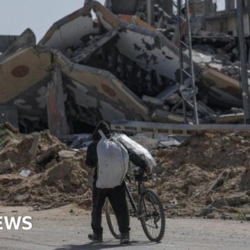 UN says 80,000 have fled Rafah as strikes intensify