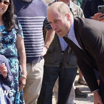 Kate 'doing well', says William on Cornwall visit