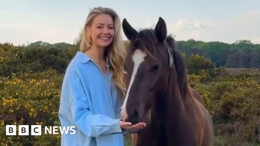 Neighbours’ April Rose Pengilly criticised for petting ponies in New Forest