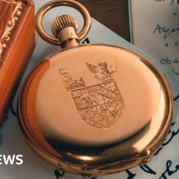 Sir Winston Churchill pocket watch sells at auction for £76,000