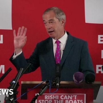 Reform UK: Labour and Tories are both ‘social democrats’, says Nigel Farage