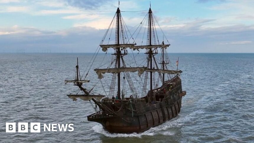 Replica of 17th Century Spanish boat docks in Great Yarmouth
