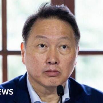 S Korea tycoon Chey Tae-won to pay $1bn in record divorce ruling