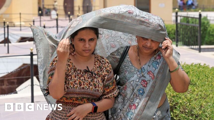 North India boils as temperatures near 50C