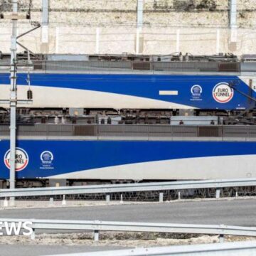 Eurotunnel says no queues with new travel system