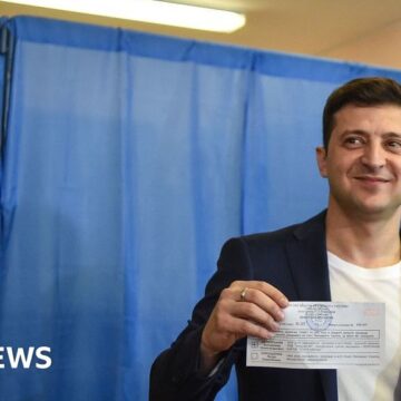 War and popularity keep Zelensky in power despite term expiring