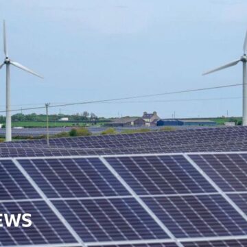 Clean power ‘built within months’ pledges Labour