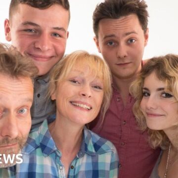 BBC sitcom to return for Christmas special