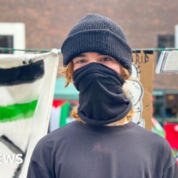 Inside a 'peaceful and proud' Gaza protest camp at a UK university