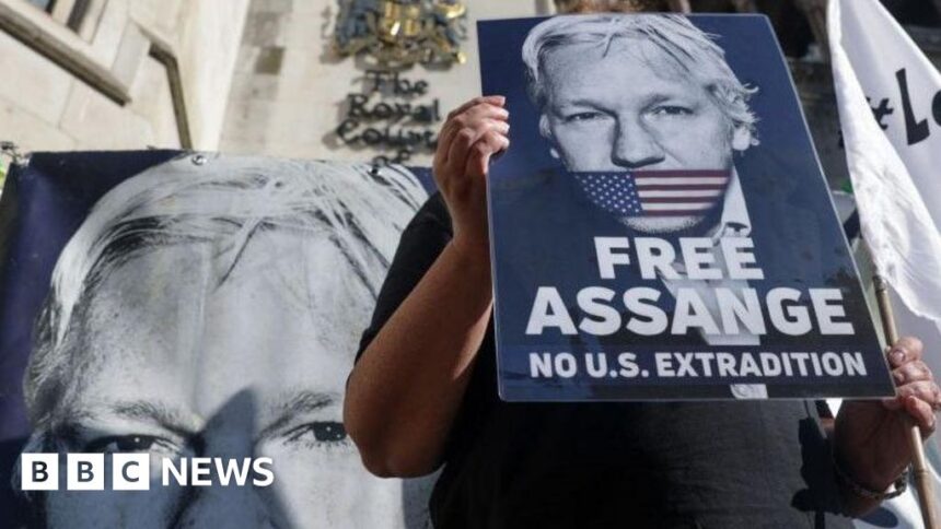 Assange wins right to challenge US extradition