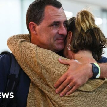 'In a mess': Evacuees from New Caledonia tell of relief