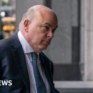 Mike Lynch defends himself in Autonomy fraud trial