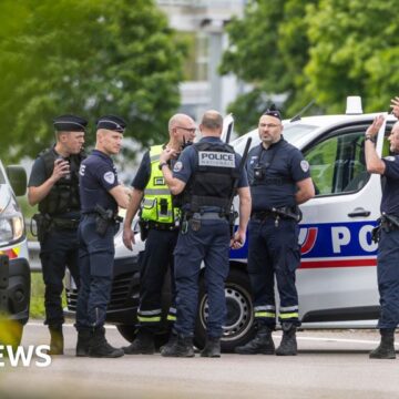 How the France police van ambush and prisoner escape unfolded