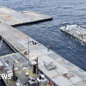 US confirms first aid trucks arrive via Gaza pier