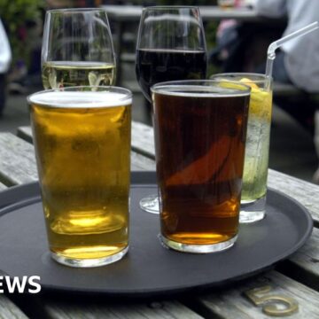 Beer and wine being under poured, warns Trading Standards