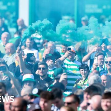 Crowds expected in Glasgow as Celtic fans mark title win