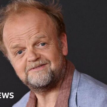 Toby Jones ‘played a hero’ in Mr Bates drama